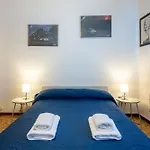 Guesthost - Santa Croce Cozy Flat With Balcony アパート