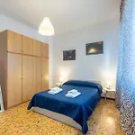Guesthost - Santa Croce Cozy Flat With Balcony