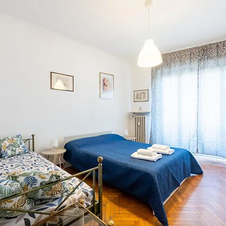 아파트 Guesthost - Santa Croce Cozy Flat With Balcony *
